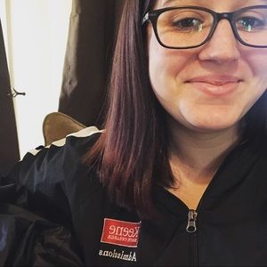 Meet your Posher, Kirsty